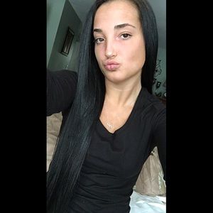 Meet your Posher, Brooke